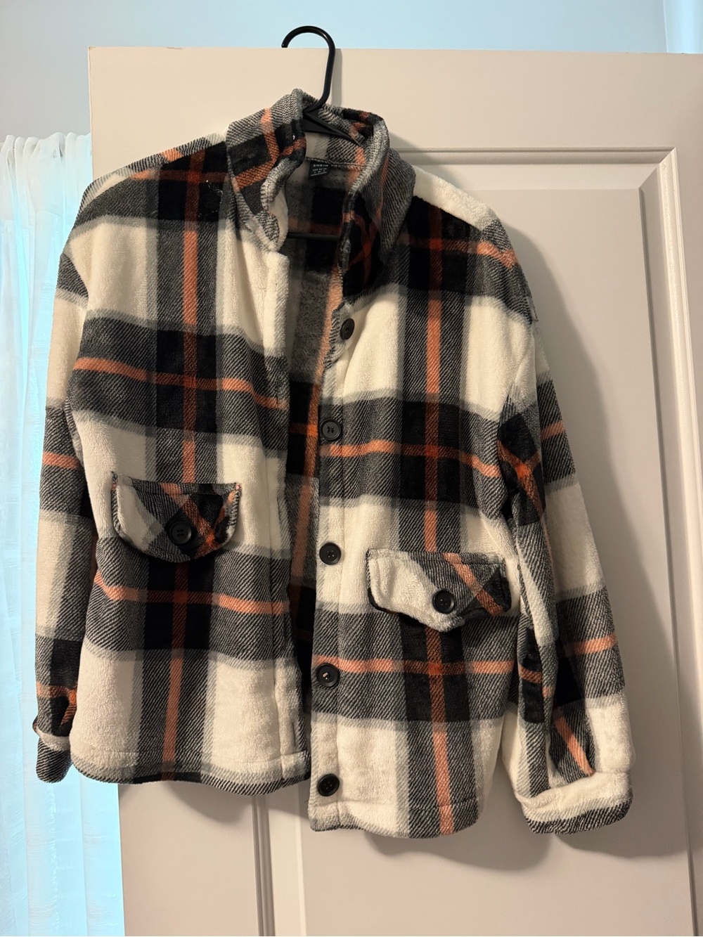 Cozy Plaid Button-Up Jacket in Cream, Black & Rust